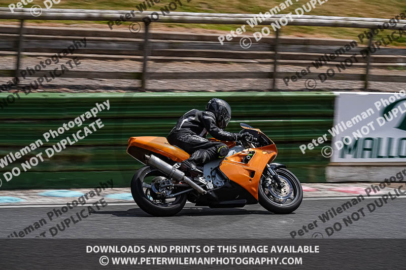 enduro digital images;event digital images;eventdigitalimages;mallory park;mallory park photographs;mallory park trackday;mallory park trackday photographs;no limits trackdays;peter wileman photography;racing digital images;trackday digital images;trackday photos